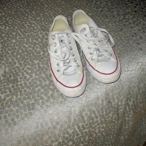 tried on but never worn converse  all star white ladies sz 7